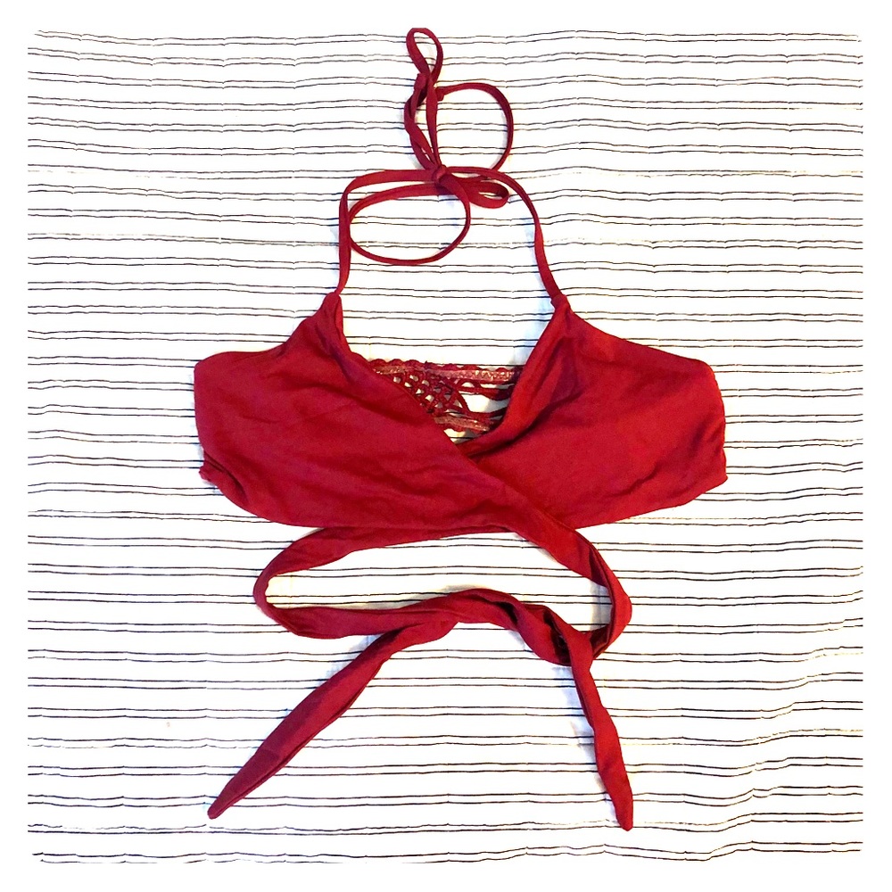 Frankie’s Bikinis Malia top- Maroon